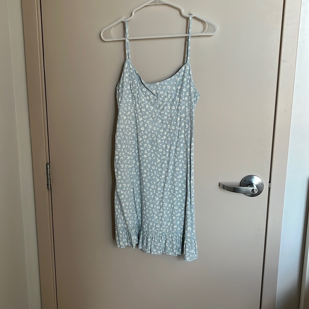Brand new floral (spaghetti strapped) brandy Melville dress